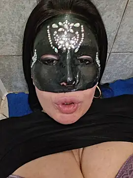 desyree89 online show from 9, 3, 2026