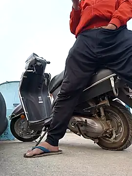 Snapshot of aryan_8051 chatting on 14, 1, 2025 aryan 8051 online show from 14, 1, 2025