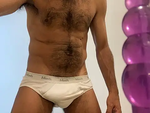 Snapshot of JoaoLenhador chatting on 19, 2, 2025 JoaoLenhador online show from 19, 2, 2025