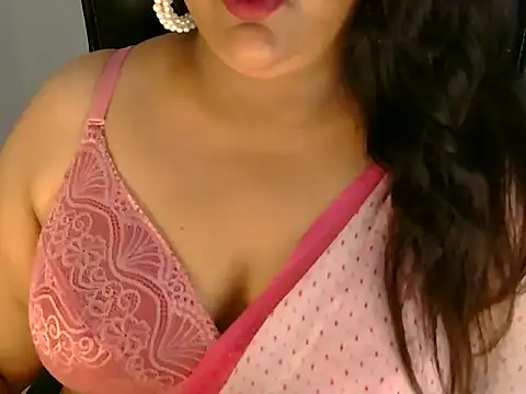 Jenny lovee online show from 27, 6, 2026