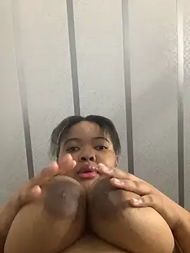 sexytinashe21 online show from 11, 11, 2025