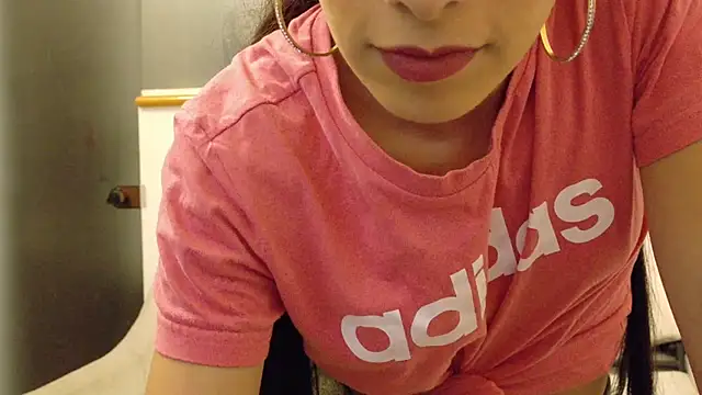 amabel zambrano online show from 13, 3, 2025