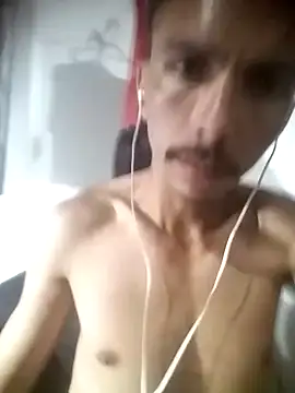 Snapshot of MagrinhoSaradoo chatting on 17, 2, 2025 MagrinhoSaradoo online show from 17, 2, 2025