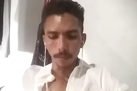 Snapshot of MagrinhoSaradoo chatting on 22, 2, 2025 MagrinhoSaradoo online show from 22, 2, 2025