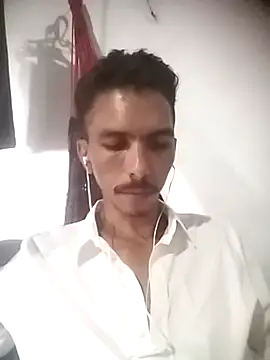 Snapshot of MagrinhoSaradoo chatting on 23, 2, 2025 MagrinhoSaradoo online show from 23, 2, 2025