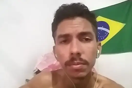 Snapshot of MagrinhoSaradoo chatting on 27, 2, 2025 MagrinhoSaradoo online show from 27, 2, 2025