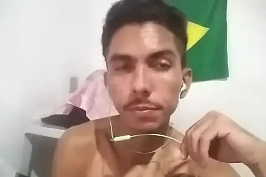 Snapshot of MagrinhoSaradoo chatting on 1, 3, 2025 MagrinhoSaradoo online show from 1, 3, 2025