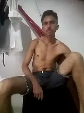 Snapshot of MagrinhoSaradoo chatting on 7, 3, 2025 MagrinhoSaradoo online show from 7, 3, 2025