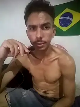 Snapshot of MagrinhoSaradoo chatting on 8, 3, 2025 MagrinhoSaradoo online show from 8, 3, 2025