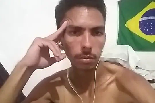 Snapshot of MagrinhoSaradoo chatting on 10, 3, 2025 MagrinhoSaradoo online show from 10, 3, 2025