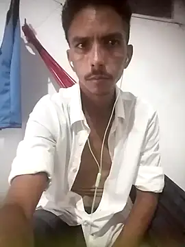 Snapshot of MagrinhoSaradoo chatting on 11, 3, 2025 MagrinhoSaradoo online show from 11, 3, 2025