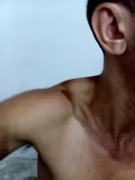 Snapshot of MagrinhoSaradoo chatting on 25, 9, 2025 MagrinhoSaradoo online show from 25, 9, 2025