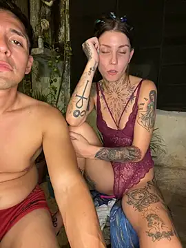 Snapshot of Izy_cute_ chatting on 20, 2, 2025 Izy cute online show from 20, 2, 2025