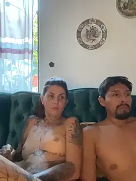 Snapshot of Izy_cute_ chatting on 10, 10, 2025 Izy cute online show from 10, 10, 2025