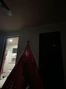 Izy cute  online show from 19, 4, 2026