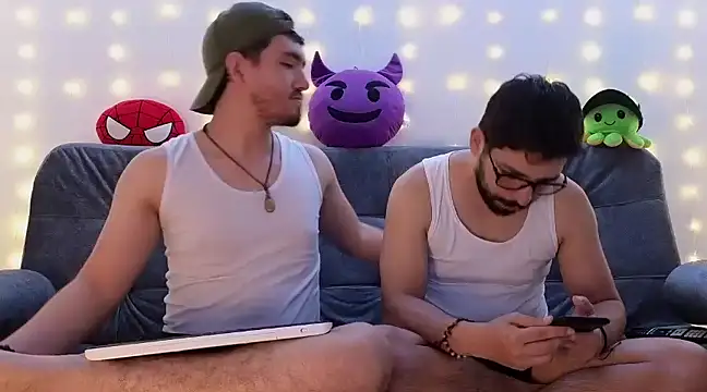 Snapshot of ErickBrant chatting on 6, 2, 2025 ErickBrant online show from 6, 2, 2025