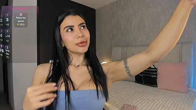 Snapshot of CamiRyder chatting on 5, 12, 2025 CamiRyder online show from 5, 12, 2025