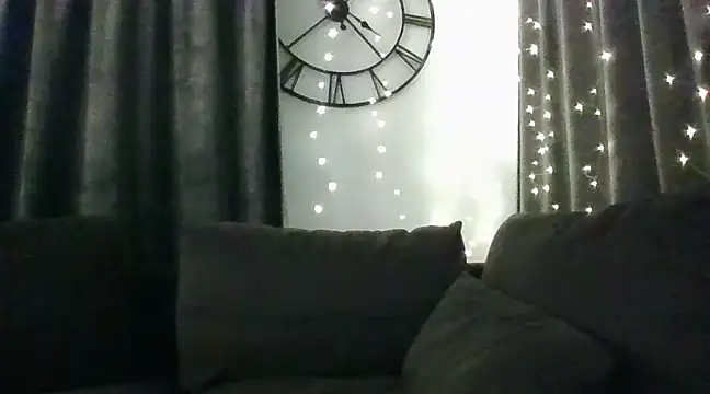 Snapshot of realdilf chatting on 8, 1, 2025 realdilf online show from 8, 1, 2025