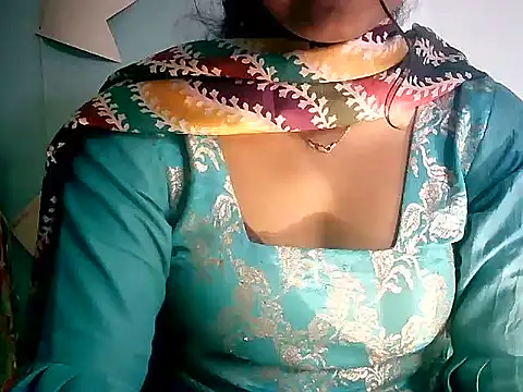 Snapshot of Barbie_183 chatting on 6, 2, 2026 Barbie 183 online show from 6, 2, 2026