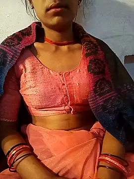 Amaya Bajwa online show from 5, 2, 2025