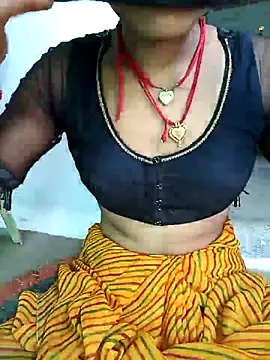 Amaya Bajwa online show from 28, 2, 2025