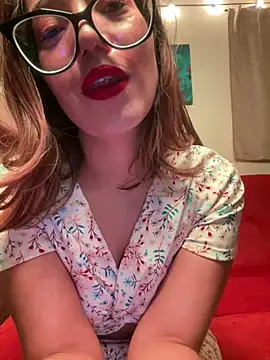 Snapshot of MadameNat chatting on 18, 3, 2025 MadameNat online show from 18, 3, 2025