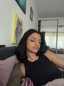 Snapshot of NNNoire chatting on 14, 11, 2025 NNNoire online show from 14, 11, 2025