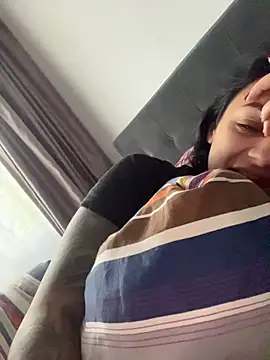 Snapshot of NNNoire chatting on 15, 11, 2025 NNNoire online show from 15, 11, 2025