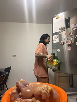 Snapshot of NNNoire chatting on 16, 11, 2025 NNNoire online show from 16, 11, 2025