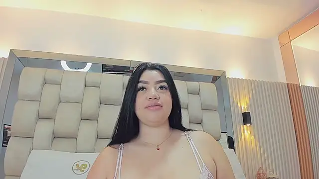 Snapshot of ashlyn_parker chatting on 5, 3, 2025 ashlyn parker online show from 5, 3, 2025