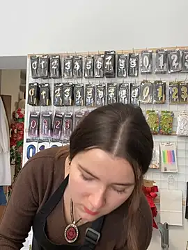 Snapshot of mewKate chatting on 21, 4, 2026 mewKate online show from 21, 4, 2026