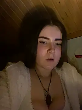 Snapshot of mewKate chatting on 30, 4, 2026 mewKate online show from 30, 4, 2026