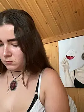 Snapshot of mewKate chatting on 15, 6, 2026 mewKate online show from 15, 6, 2026