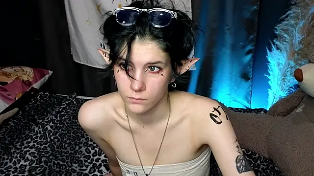 Snapshot of Hyeon_Jin chatting on 15, 1, 2025 Hyeon Jin online show from 15, 1, 2025