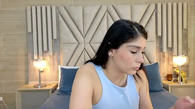 MilaRux online show from 27, 2, 2025