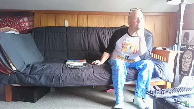 fractal74 online show from 19, 1, 2025