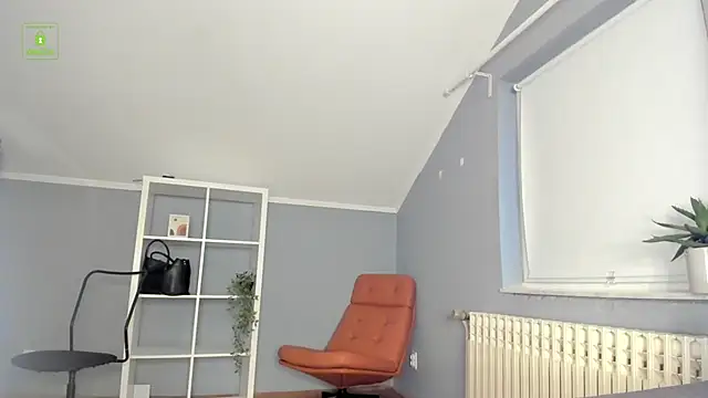 Stephany Richardz online show from 3, 12, 2025