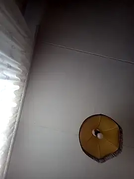 Snapshot of Lauren_Amabel chatting on 30, 10, 2025 Lauren Amabel online show from 30, 10, 2025