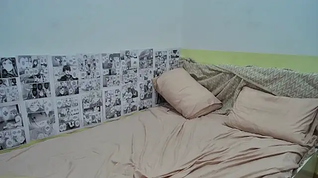 Snapshot of ashleyXthaur_ chatting on 15, 2, 2025 ashleyXthaur online show from 15, 2, 2025