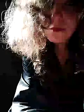 RawMiss online show from 26, 1, 2025