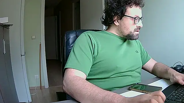 Snapshot of littlehairyman chatting on 3, 11, 2025 littlehairyman online show from 3, 11, 2025