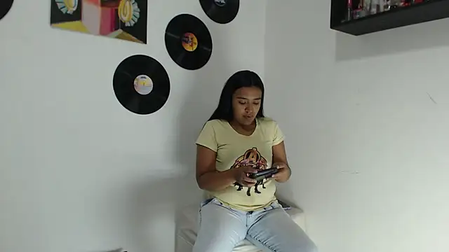 Snapshot of giselao chatting on 24, 2, 2025 giselao online show from 24, 2, 2025