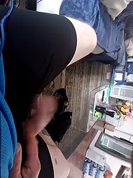 Snapshot of jayjay198080 chatting on 17, 11, 2025 jayjay198080 online show from 17, 11, 2025