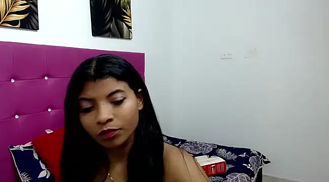 mia grey01 online show from 20, 2, 2025