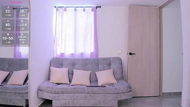 Snapshot of Jullya_x chatting on 12, 11, 2025 Jullya x online show from 12, 11, 2025