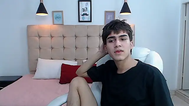 Tommy18   online show from 16, 1, 2025