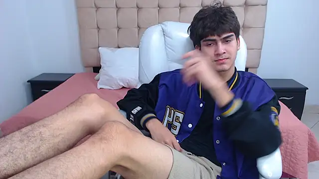 Tommy18   online show from 6, 2, 2025