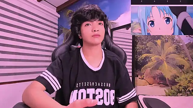 AllanYong18 online show from 18, 2, 2025