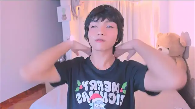 AllanYong18 online show from 11, 10, 2025