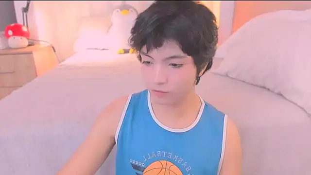 AllanYong18 online show from 18, 2, 2026